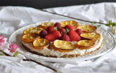 Raw Lemon “Cheese” Cake – with Summer Berries